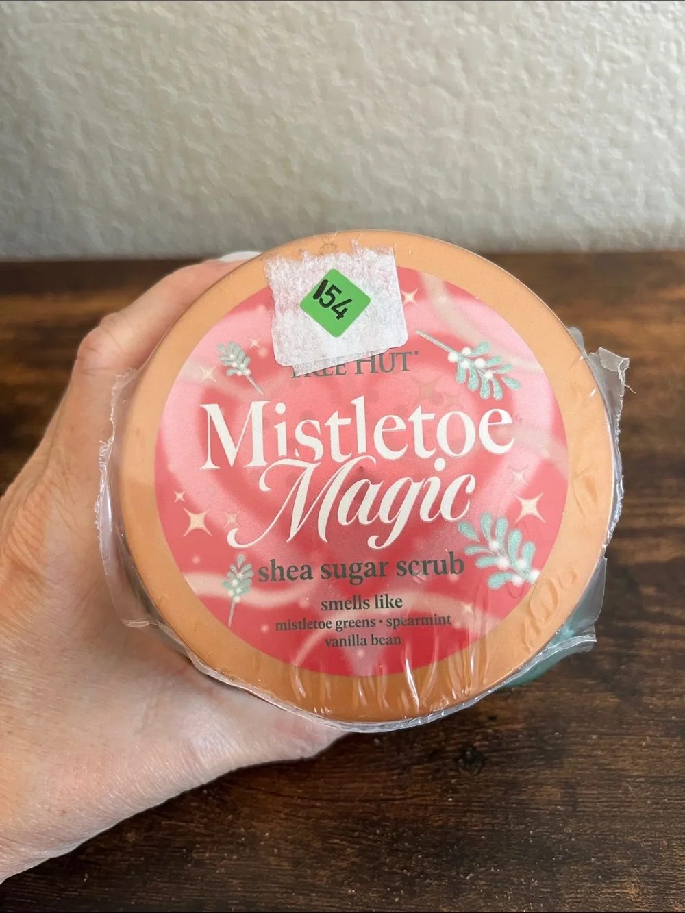 🆕 Tree Hut Mistletoe Magic shea sugar scrub 18 oz
